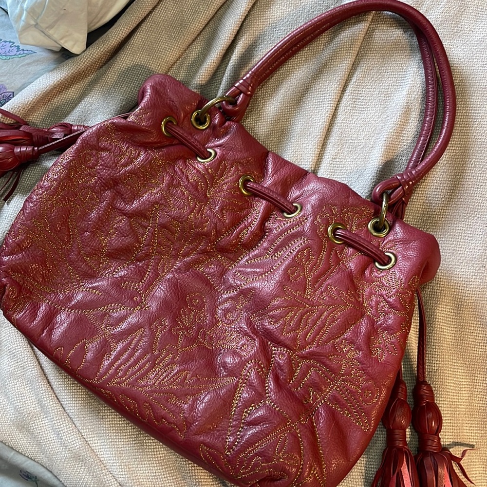 RARE Isabella Fiore Red Quilted Leather Song Bird Embroidered Shoulder Hobo Bag
